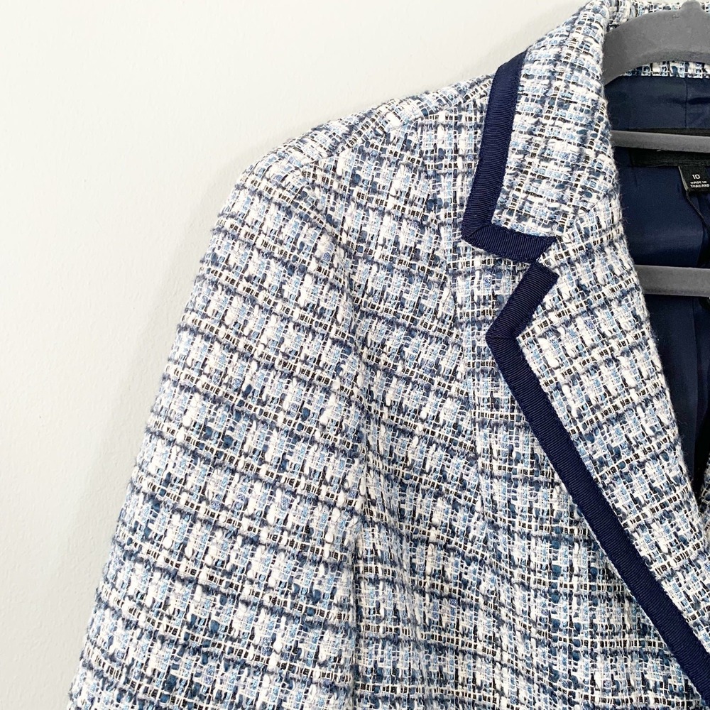 NWOT Talbots Tweed Blazer Women 10 Blue White Grosgrain Trim Textured Jacket - Picture 3 of 11